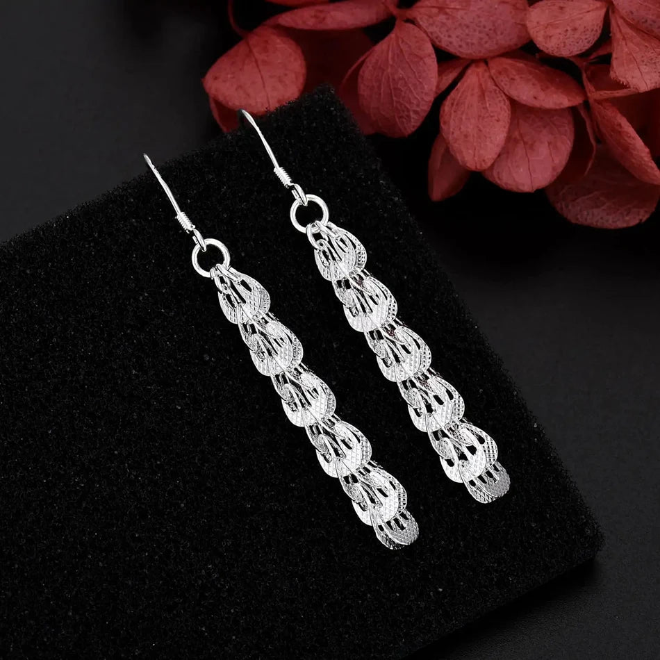 Chic Silver Glow